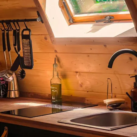 Glamping Dragonja River * Šmarje